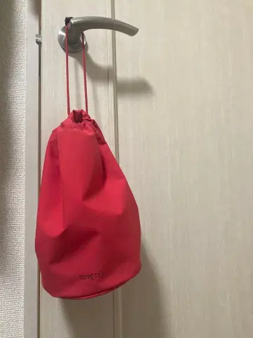 GORE-TEX 빨간색 복조리 골드윈