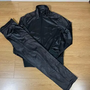 PUMA 블랙 셋업 광택 블랙