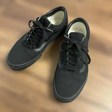 VANS 블랙 스니커즈