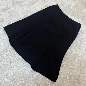 [ LAURA ASHLEY ] 여성용 9 플레어 스커트 심플 안감 부착