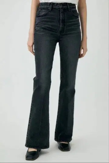 [ MOUSSY ] MVS BLACK FLARE 25inch