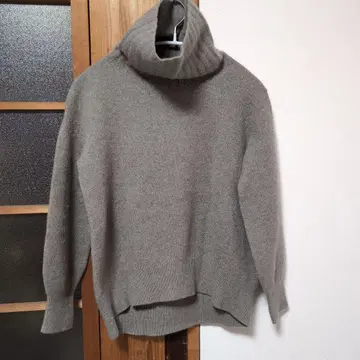 새상품급 Spick and Span 울 캐시미어 터틀넥 풀오버