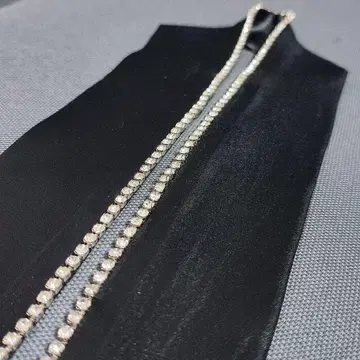 겹침 옷깃 다테기리 큐빅 블랙