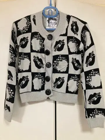 베티쨩 니트 가디건 vanquish