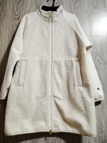 Champion 챔피온 보아 코트 L 화이트 계열