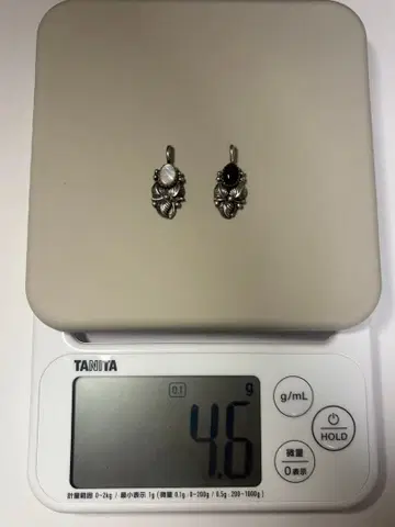 플라워 모티브 오팔 블랙스톤 참