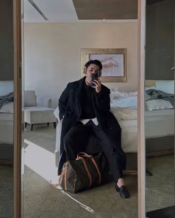 Apartment Three 더블 브레스티드 오버코트