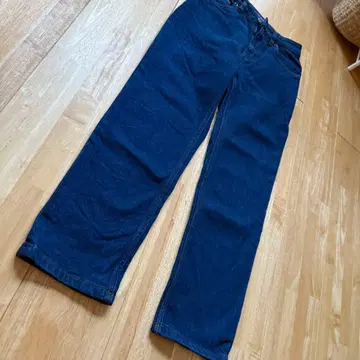 Patagonia denim 26 Women's slim jeans