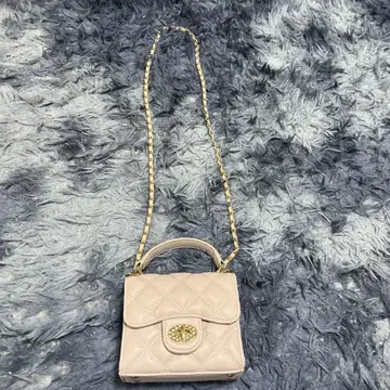 [ 새상품급 ] RANDA 핑크 퀼팅 숄더백