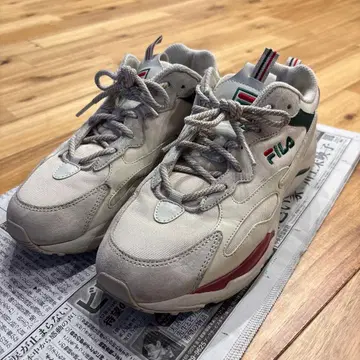 FILA 스니커즈