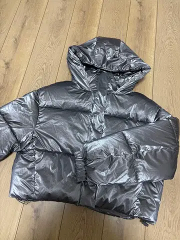 ZARA 실버 다운 자켓 M