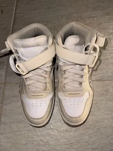 Puma 하이컷 스니커즈 화이트/레오파드