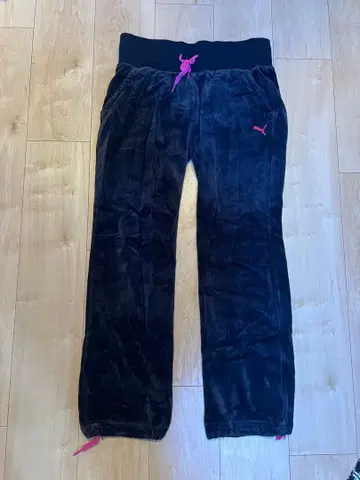 Puma 맨투맨 벨로아 블랙 팬츠