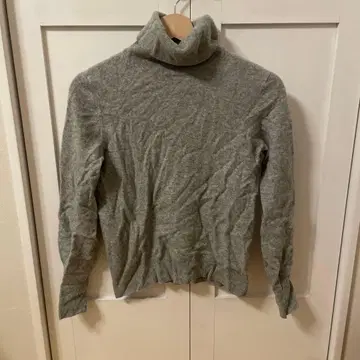 1/9까지 판매 - UNIQLO 캐시미어 터틀넥 스웨터 M 그레이