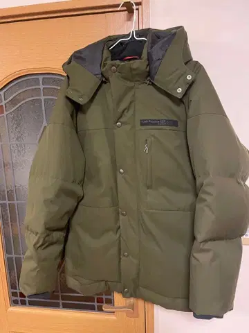 허시파피 다운 자켓 2L 새상품급 카키