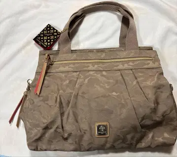 미사용 새상품 크리스천 올리비에 카모플라쥬 2WAY 숄더백 베이지