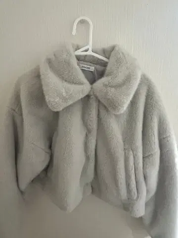 INGNI 비쥬 버튼 스탠 칼라 에코 퍼 블루종