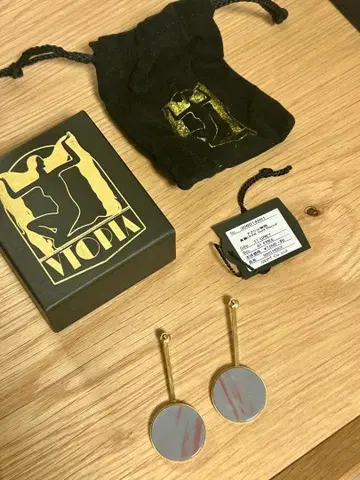 [ 새상품급 ] 유토피아 mother VTOPIA MARS 귀걸이