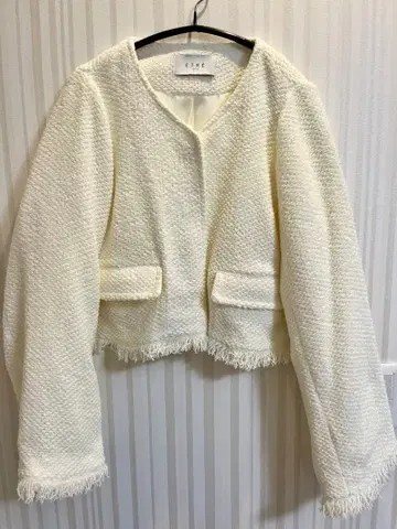 ETRE TOKYO 화이트 노카라 자켓