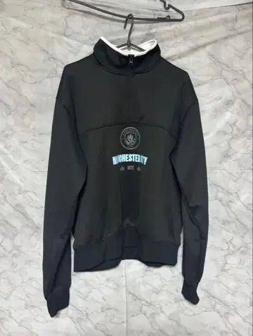 맨체스터 시티 FC 프리미어 리그 블랙 하프 지퍼 트레이닝복