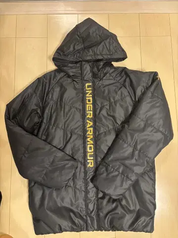 언더아머 블랙 패딩 자켓 후드 부착 사이즈 LG