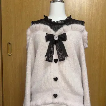 LIZLISA 어깨 트임 니트