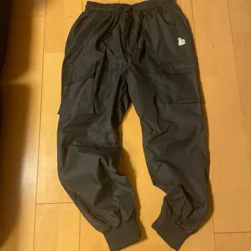 (새상품급) FR2 이세 한정판 카고 팬츠