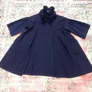 새상품급 토쿠코 프리미에 볼 프릴 탈부착 카라 원피스 튜닉 넉넉한