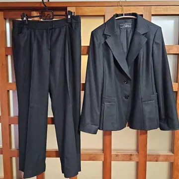 [ 레리안 13호 ] 새상품급 블랙 수트 자켓과 팬츠 세트