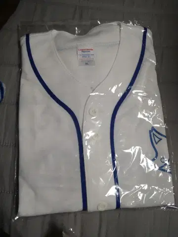 고양이의 쥐꼬리만큼 넓은 9주년 콜레로트 복권 베이스볼 셔츠