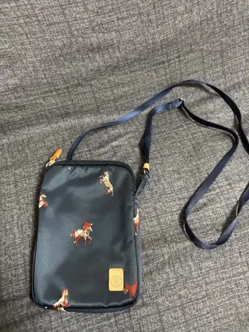 russet MUKU의 숄더백 스마트폰 숄더 등에도