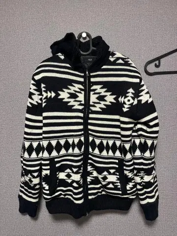 AZUL 후드 부착 자켓