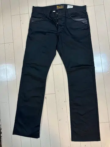 루드 갤러리 블랙 레벨 코튼 트윌 팬츠