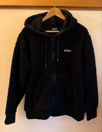 와일드 띵스 보아 후드티 별주 프릭스스토어 블랙