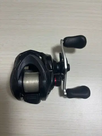 CASITAS 베이트 릴 오른쪽 핸들