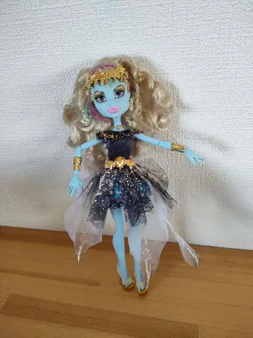 몬스터 하이의 [ 13 Wishes ] 시리즈 애비 보미나블 인형