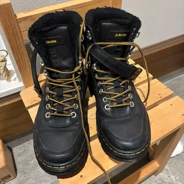 [새상품급] 닥터마틴 부츠 UK5 (24cm)