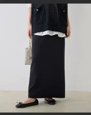 30일까지 판매 퓨어세신 내로우 스커트 블랙