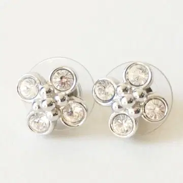 스와로브스키 플라워 스터드 귀걸이