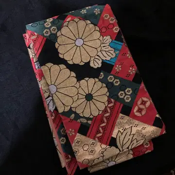 전통적인 꽃무늬 길상 문양 반폭 오비