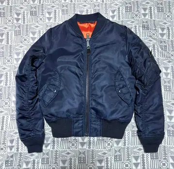 새상품급 AVIREX MA-1 플라이트 자켓 네이비 S 2WAY