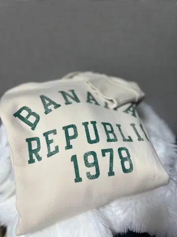 BANANA REPUBLIC 키시군 착용 아이템