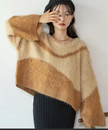 hinari 뉴앙스 샤기 니트 카멜