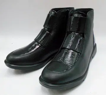 하트 라벨 에나멜 콤비 숏부츠 블랙 23.5cm 3E