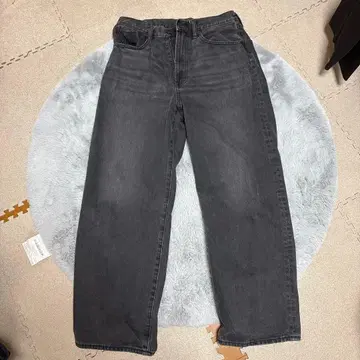 다크 그레이 와이드 레그 데님 팬츠