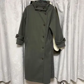 롱 코트 올리브 더블 브레스트