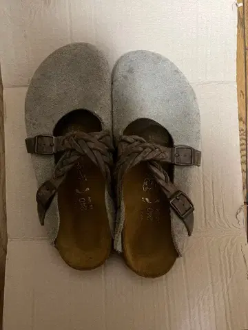 빌키 스웨이드 샌들 레어