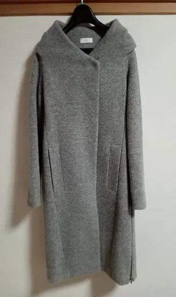 IPSE 라이트 그레이 울 코트 로브 38