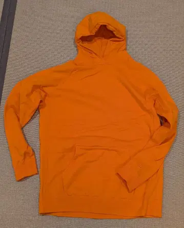 세이린 컴퍼니 할리우드 런치 마켓 후드티