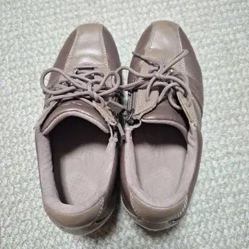 브라운 가죽 스니커즈 지퍼 포함